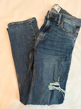Abercrombie & Fitch Girls Distressed Dark Blue Skinny Jeans